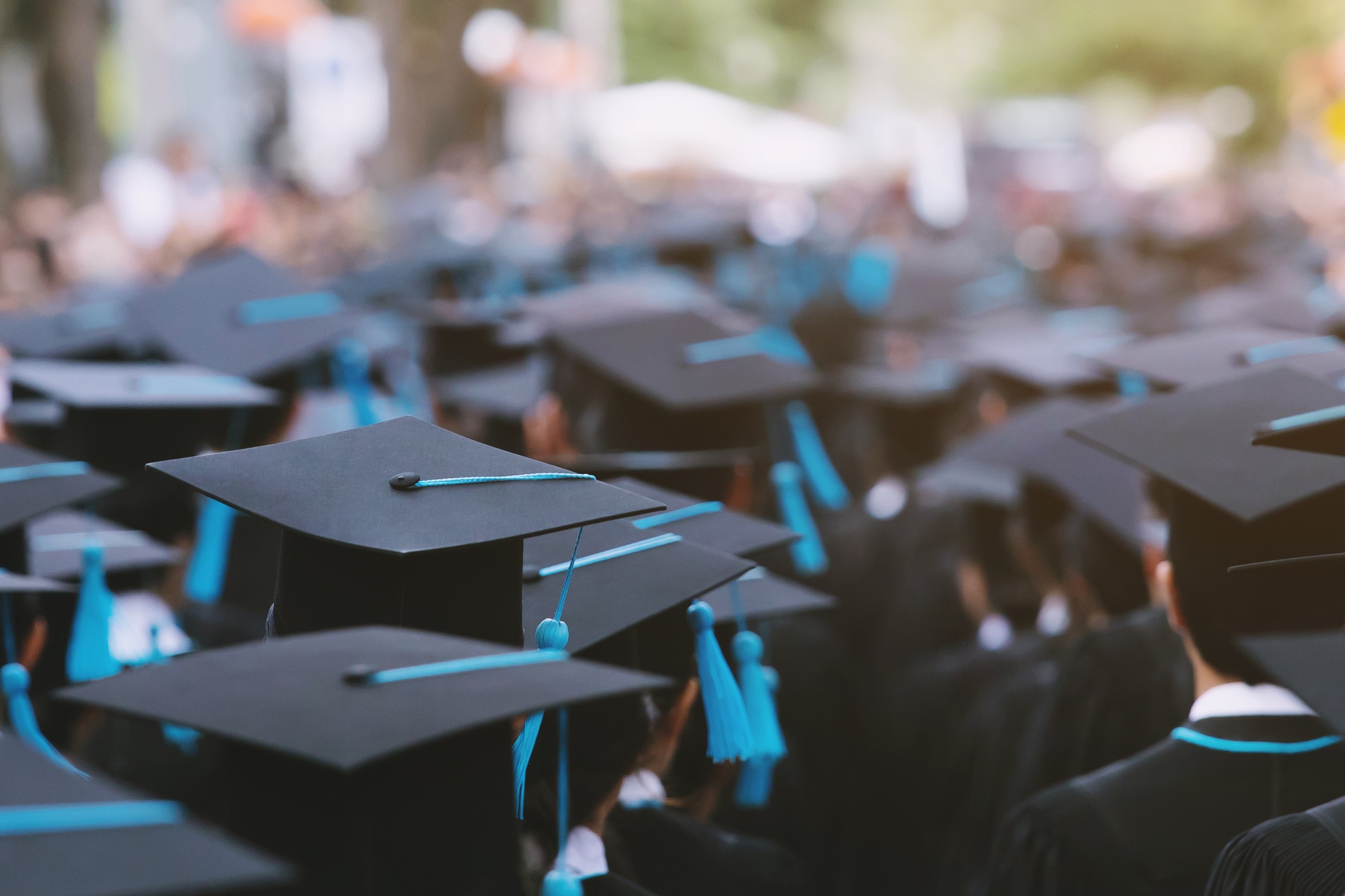 University Students Wearing Graduation Gown And Mortarboard https://sil.sd54.bc.ca/wp-content/uploads/2022/10/Graduation-Hat.jpg